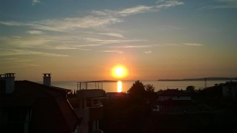 Hotel Veleka Chernomorets Esterno foto